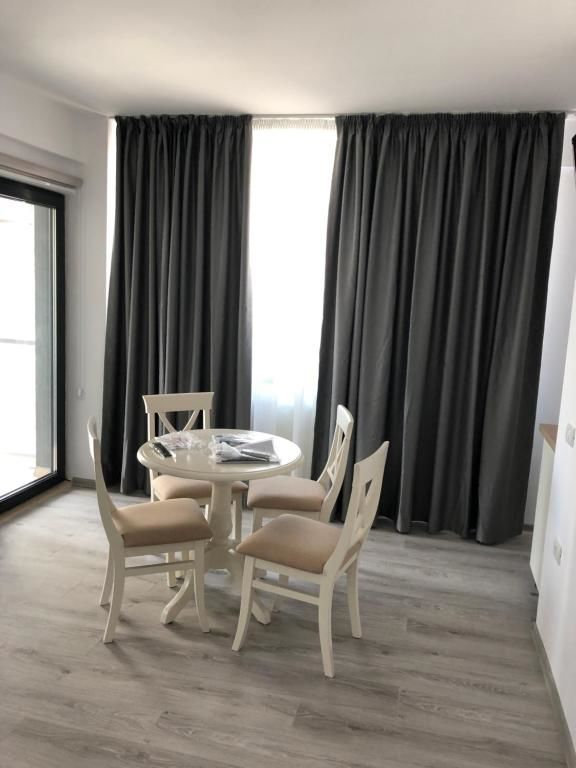 Отели типа «постель и завтрак» Apartments Excelsior Mamaia Nord Мамайя Норд – Нэводари-68