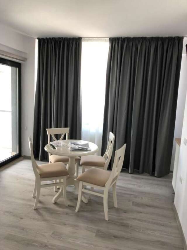Отели типа «постель и завтрак» Apartments Excelsior Mamaia Nord Мамайя Норд – Нэводари-67